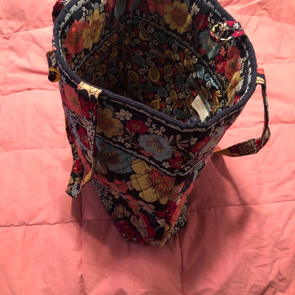Vera Bradley Tote Bag in Happy Snails - Picture 3 of 3